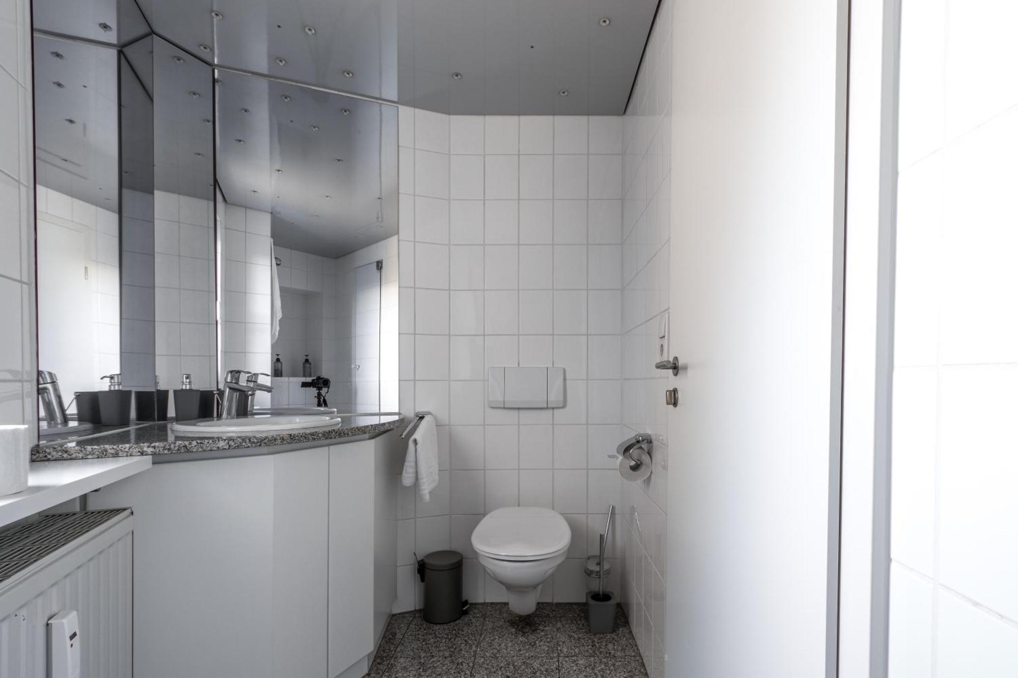 Penthouse-Maisonette - City Center, Highspeed Internet, Garage Worms Buitenkant foto
